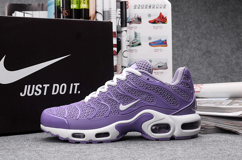basket nike violette
