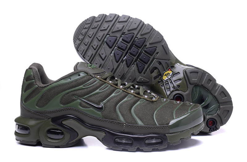 NIKE Air Max Plus TXT TN Requin Baskets Multicolore NIKE Air Max Plus TXT TN Baskets Multicolore BlackWeiß