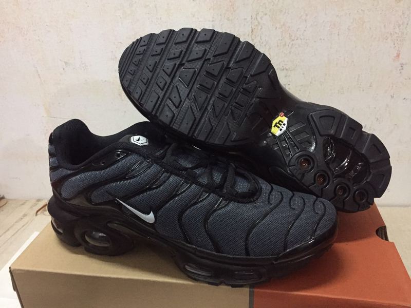 chaussure nike homme 2017 tn chaussure nike homme 2017 tn