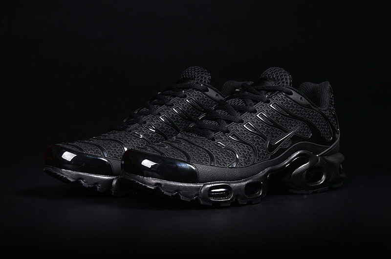 requin basket nike noir requin basket nike noir